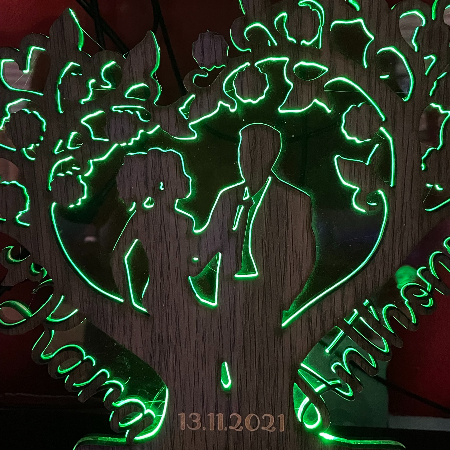 Love Couple Under The Tree LED Lamp