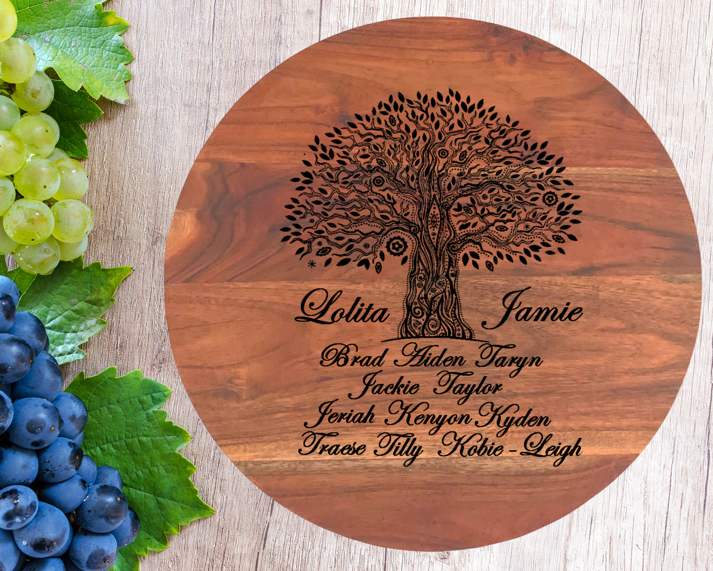 Engraved Wooden Board Aromatic - Our Family Tree