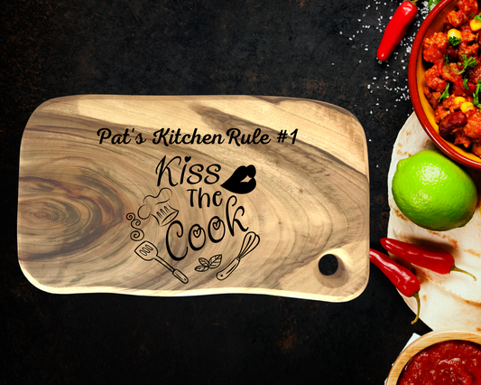 Engraved Wooden Board Aromatic - Kiss The Cook