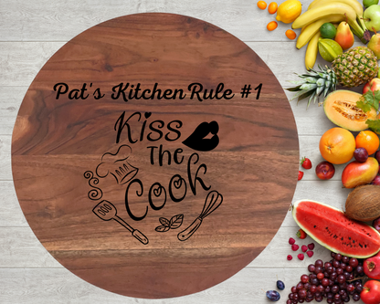 Engraved Wooden Board Aromatic - Kiss The Cook