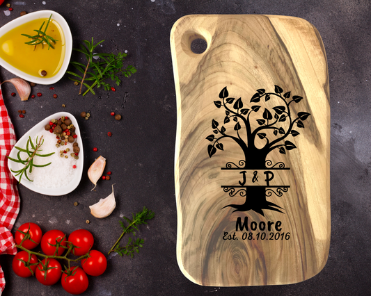 Engraved Aromatic Wooden Board - Family Tree Monogram
